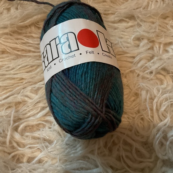 KaraKe Soy Silk Yarn variegated colors - Picture 3 of 6